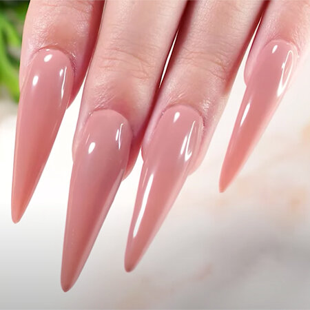 How to Build The Perfect Stiletto Nails